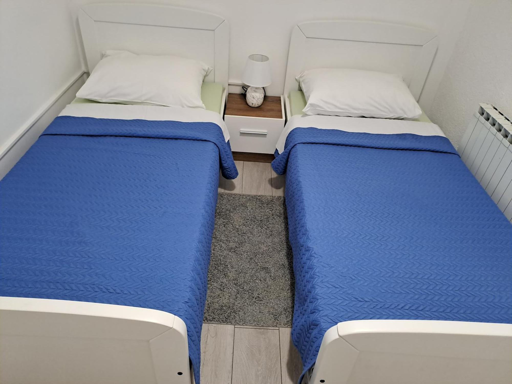 Guest House Neno Ogulin Εξωτερικό φωτογραφία